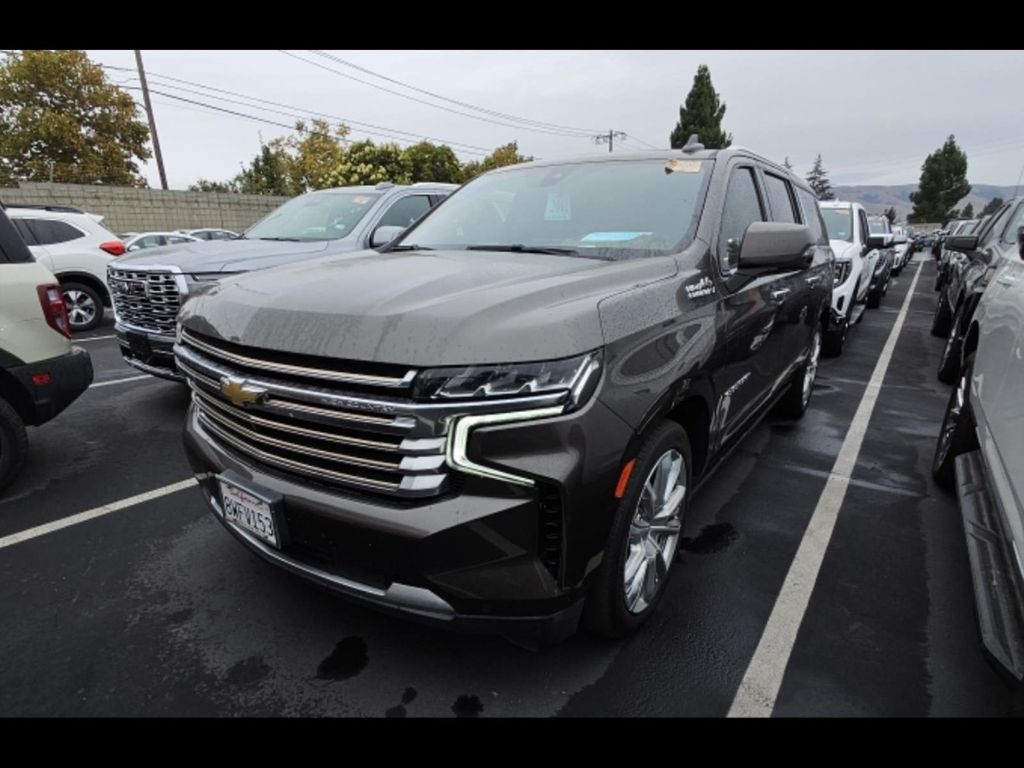2021 Chevrolet Suburban High Country's photo