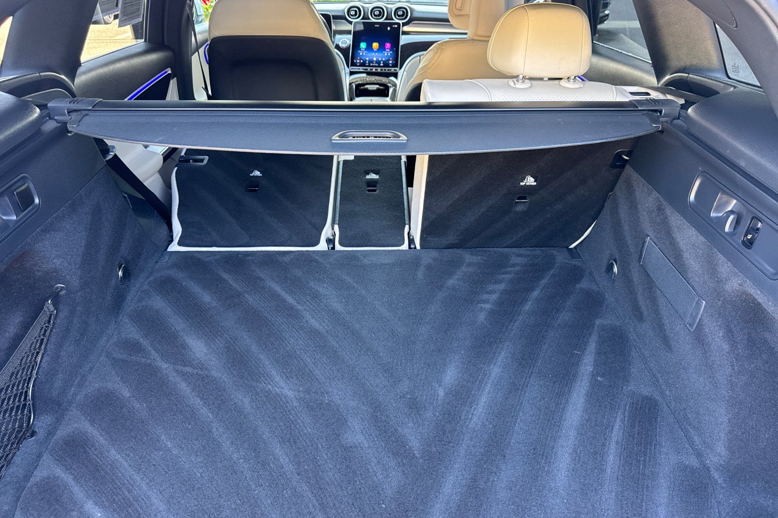 2025 Mercedes Benz GLC 300 photo 31