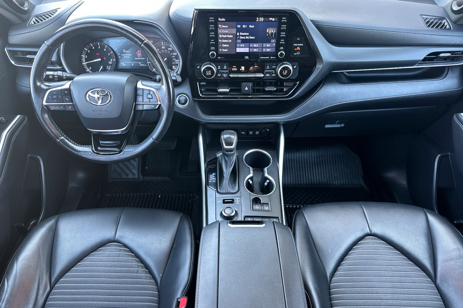 2021 Toyota Highlander XSE photo 13