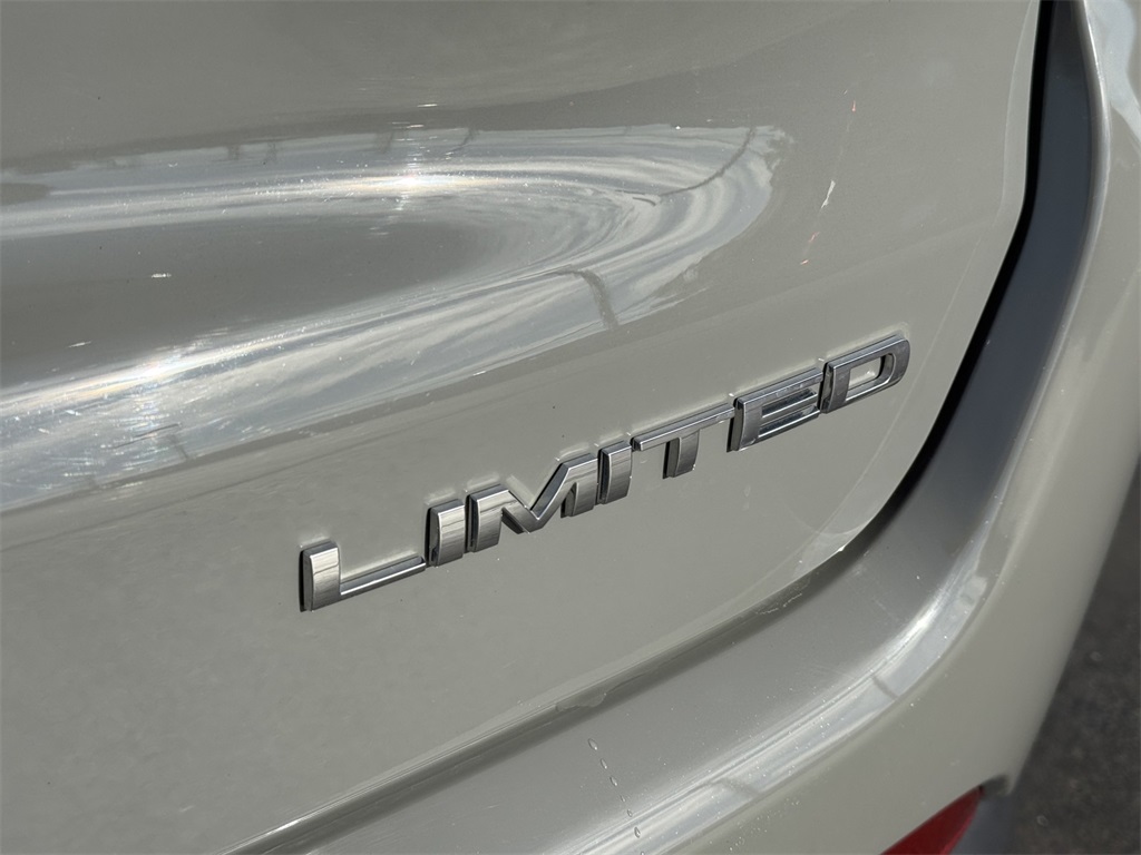 2022 Jeep Compass Limited photo 10