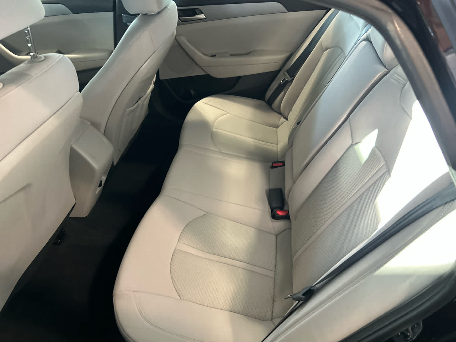 2018 Hyundai Sonata Eco photo 19