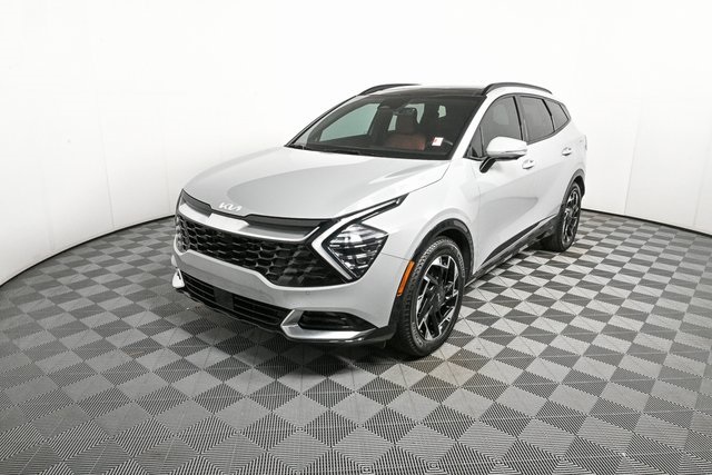 2023 Kia Sportage photo 2