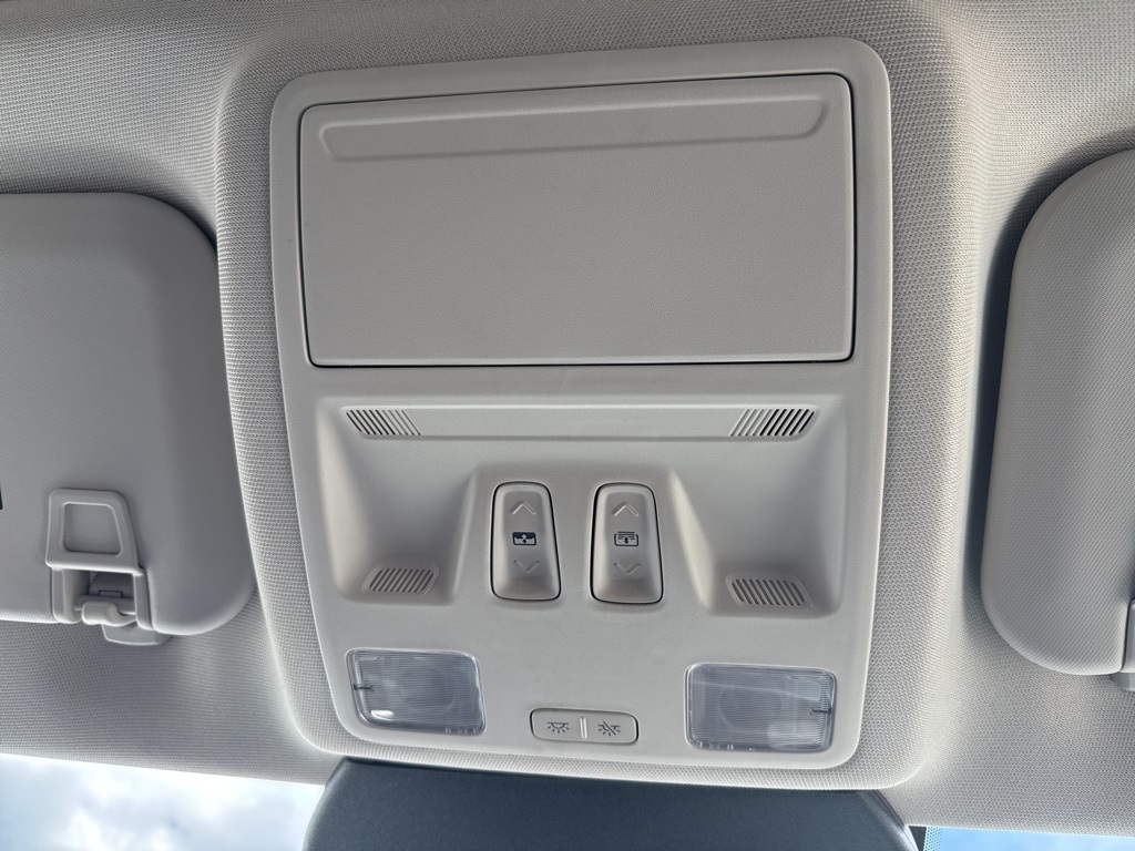 2022 Ford Escape SEL photo 35