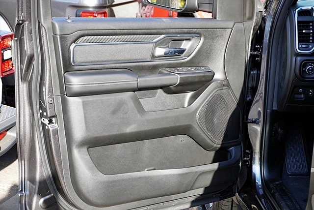 New 2026 Granite Crystal Metallic Clear-Coat Exterior Paint RAM Big Horn/Lone Star image 29