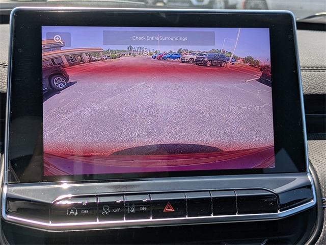 2025 Jeep Compass Latitude photo 18
