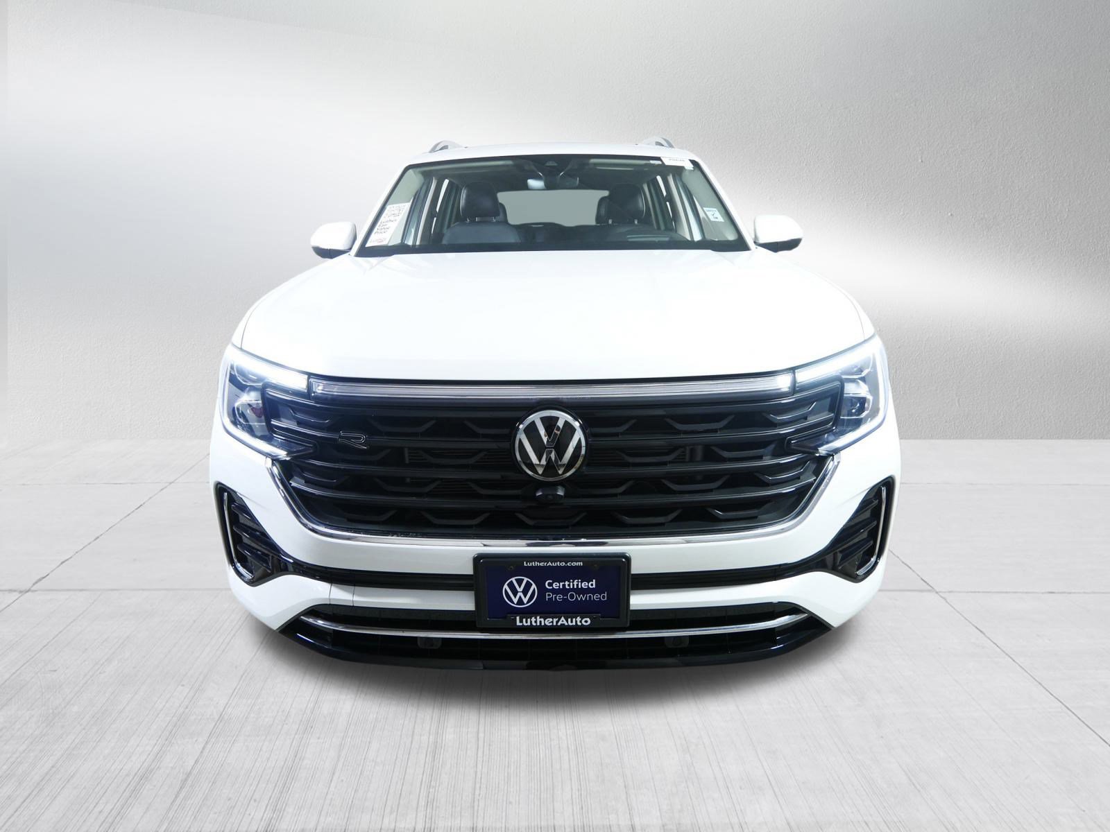 Used 2025 Volkswagen Atlas SEL Premium R-Line with VIN 1V2FR2CA1SC508560 for sale in Brooklyn Center, Minnesota