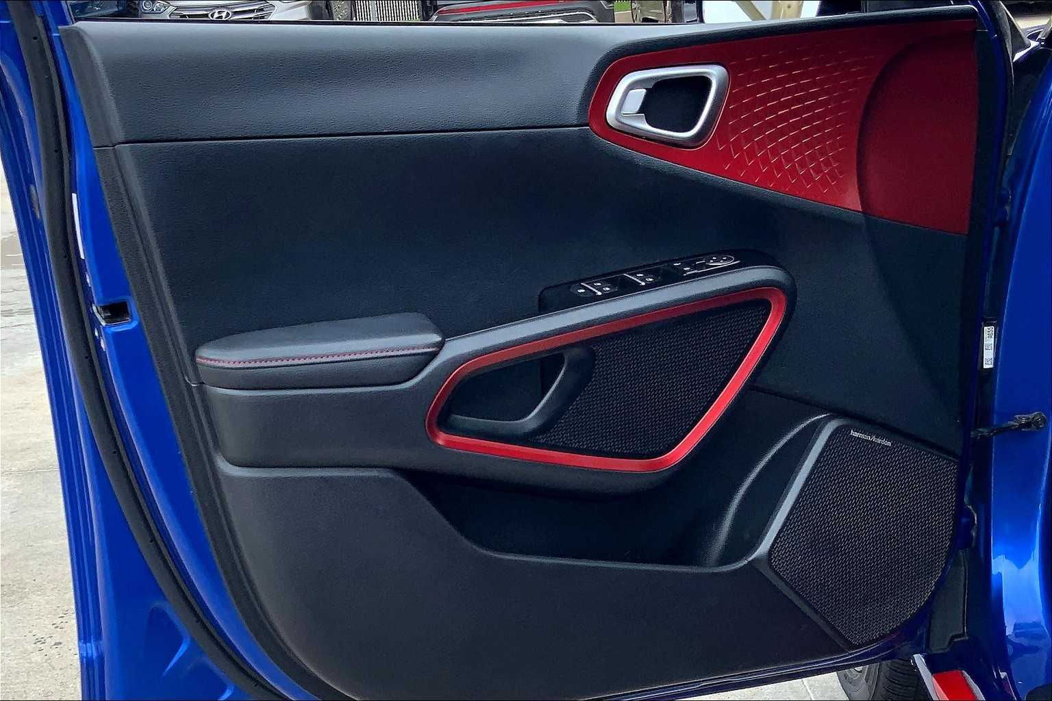 2020 Kia Soul GT-Line Turbo photo 21