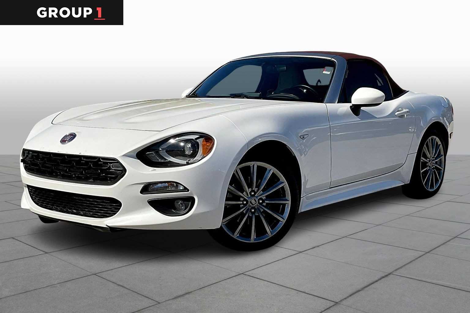 2019 FIAT 124 Spider Lusso's photo