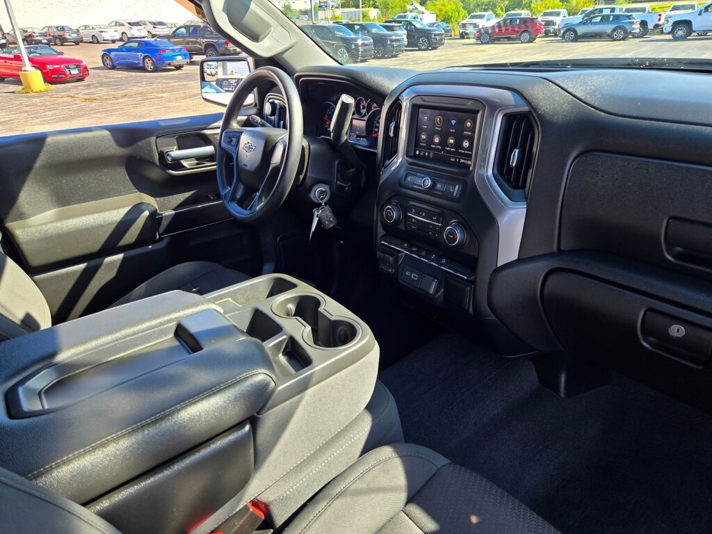 2021 Chevrolet Silverado 1500 Custom Trail Boss photo 4