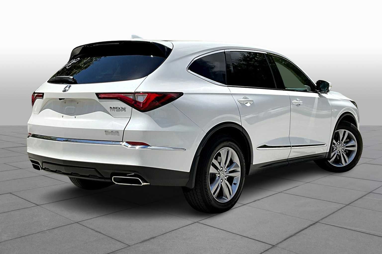 2023 Acura MDX SH-AWD photo 12