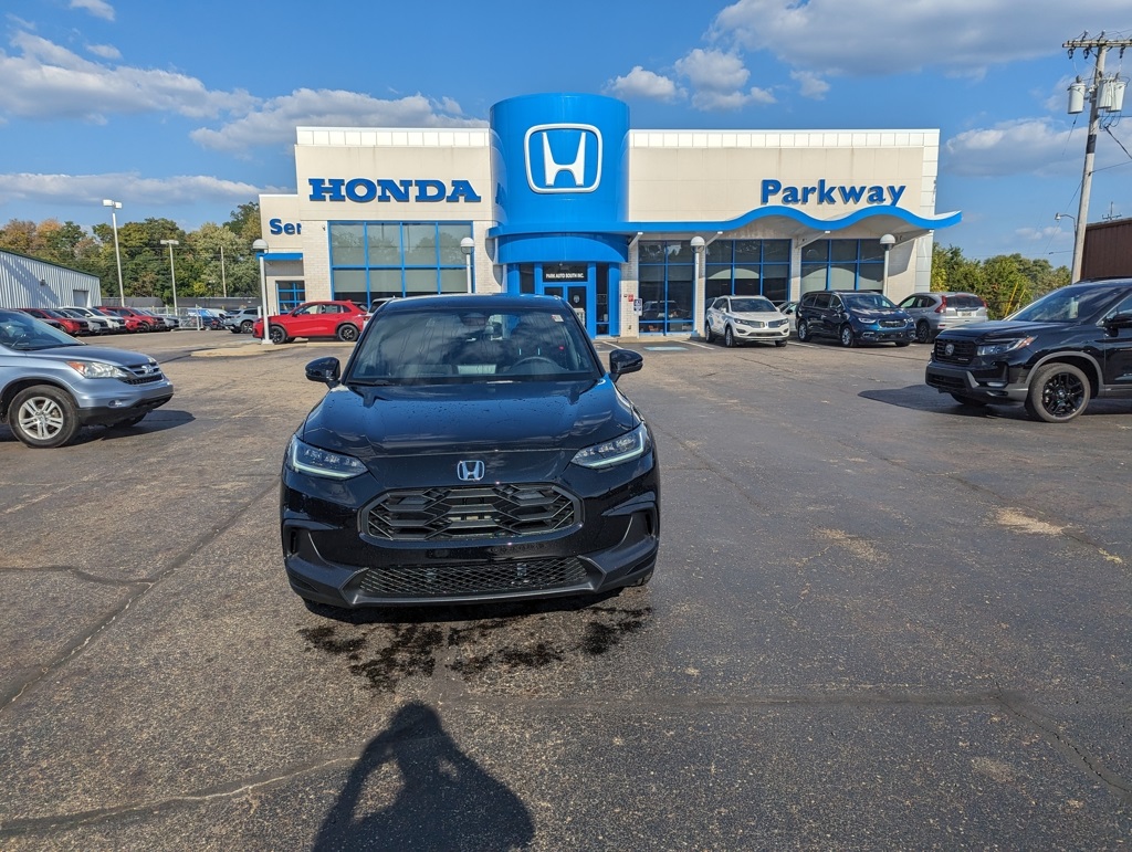 2026 Honda HR-V Sport photo 6