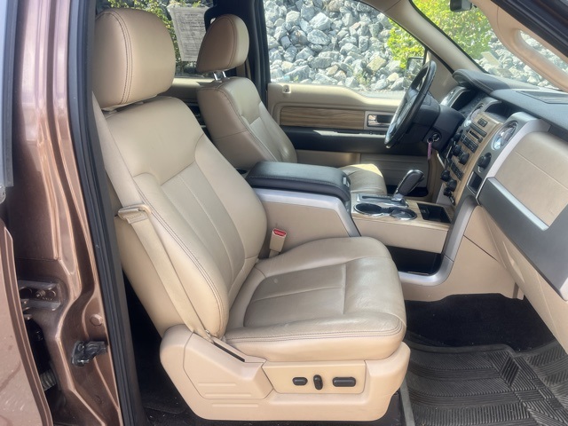 2011 Ford F-150 Lariat photo 14