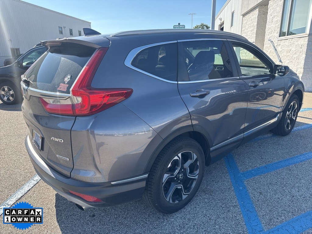 2018 Honda CR-V Touring photo 4