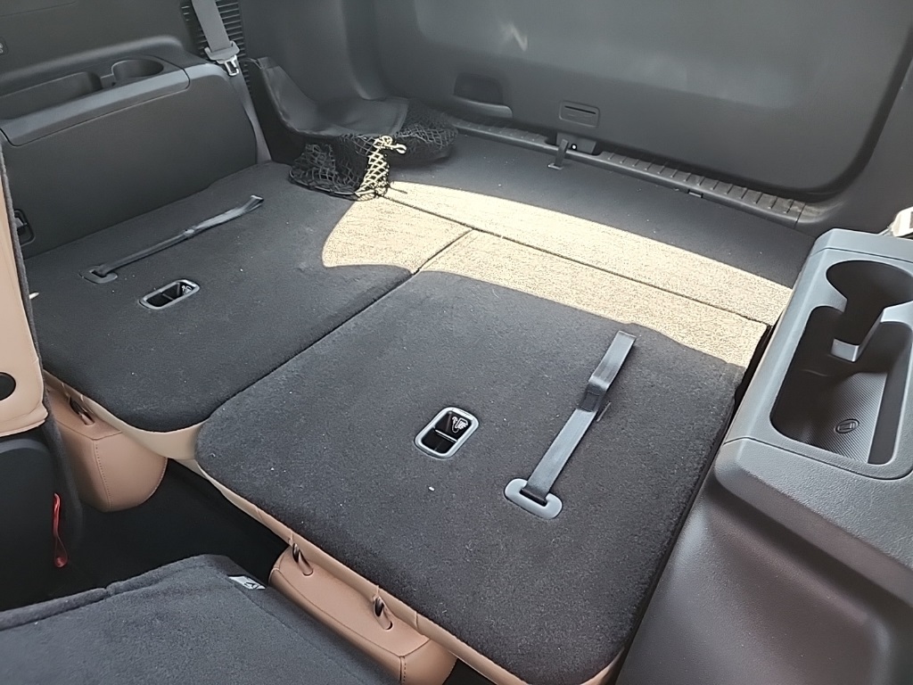 2024 Kia Sorento X-Line SX Prestige photo 11