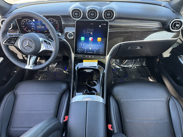 2026 Mercedes Benz GLC 300 photo 3