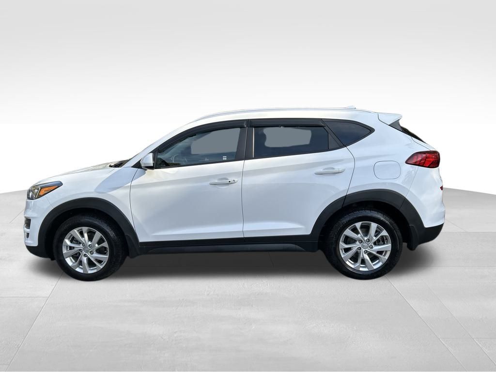 2021 Hyundai Tucson Value photo 2