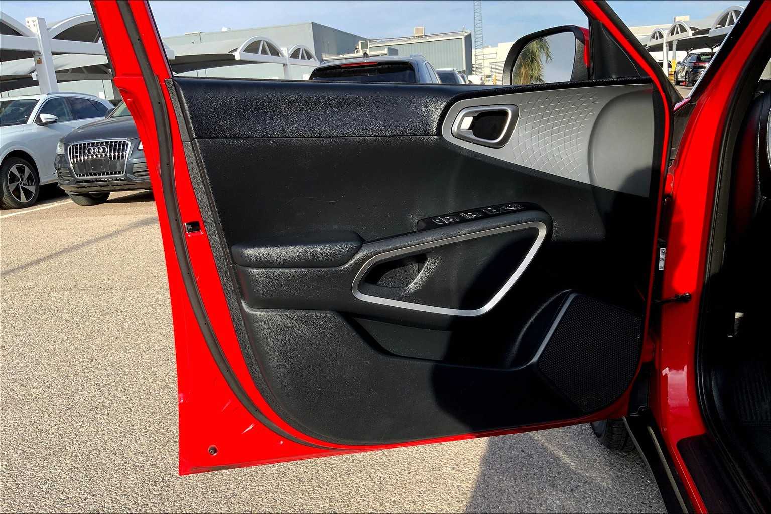 2023 Kia Soul LX photo 20