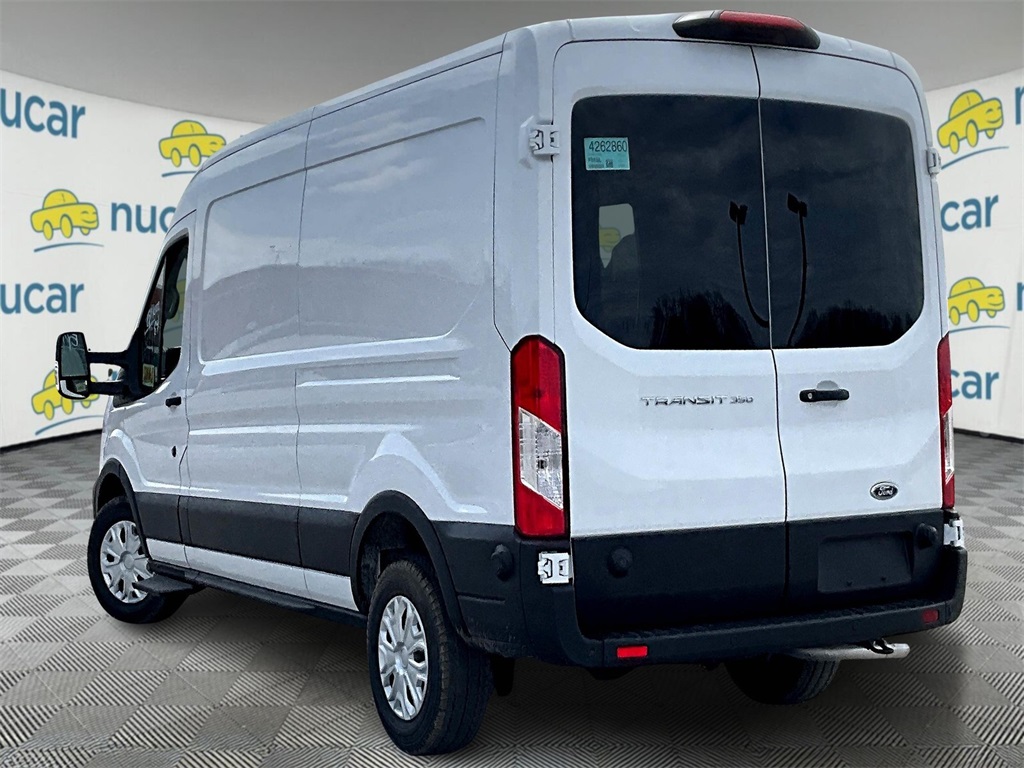 2024 Ford Transit photo 2
