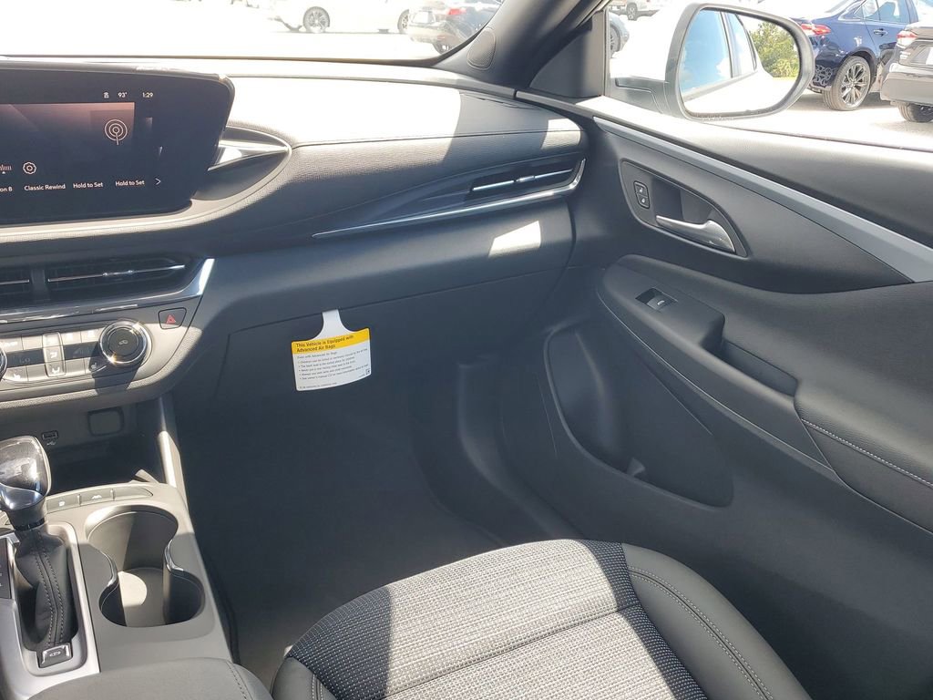 2026 Buick Envista Preferred photo 11