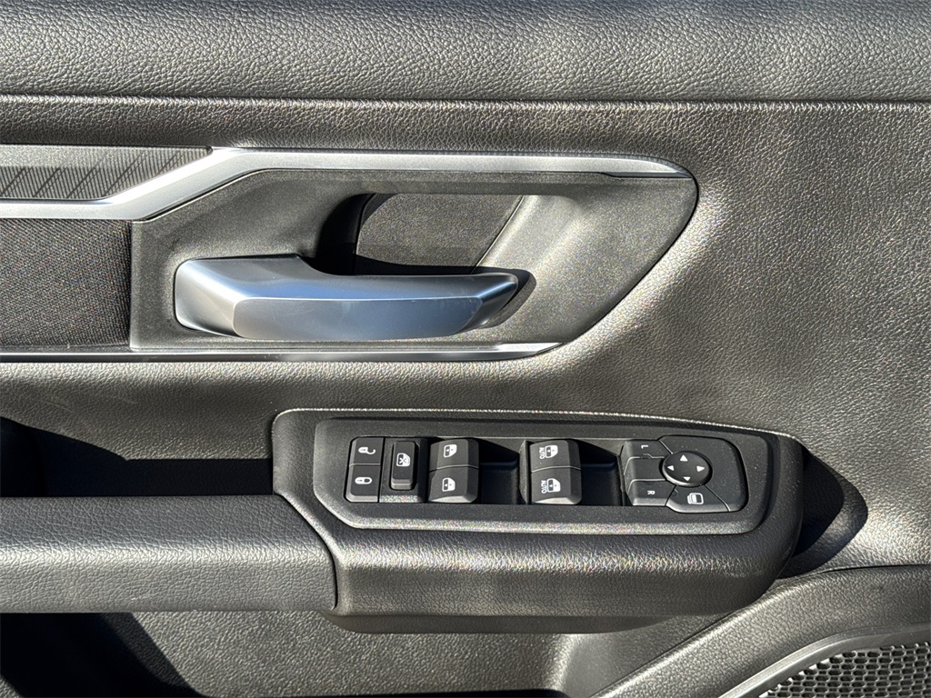 2025 Ram 1500 Big Horn Lone Star photo 25