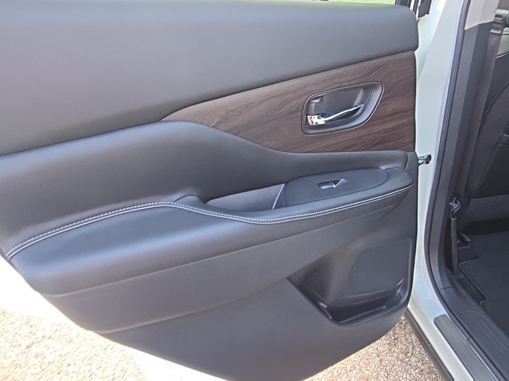 2020 Nissan Murano Platinum photo 36