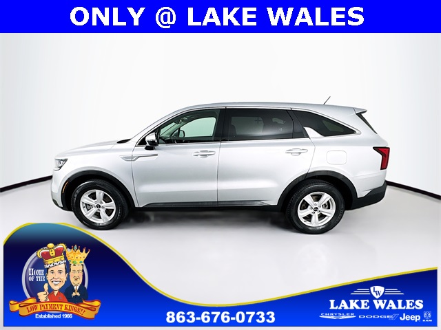 2021 Kia Sorento LX photo 4