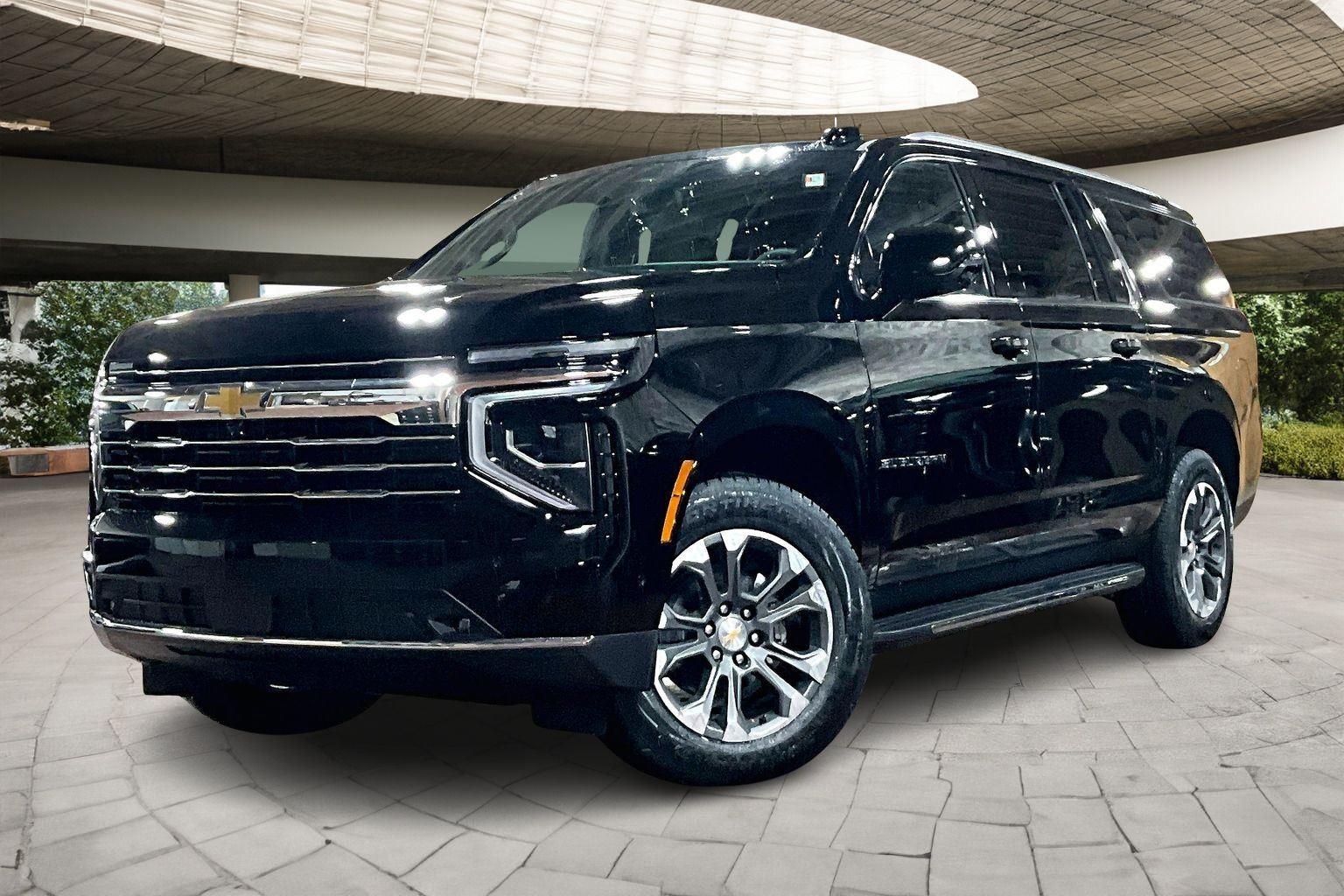 2026 Chevrolet Suburban LT's photo