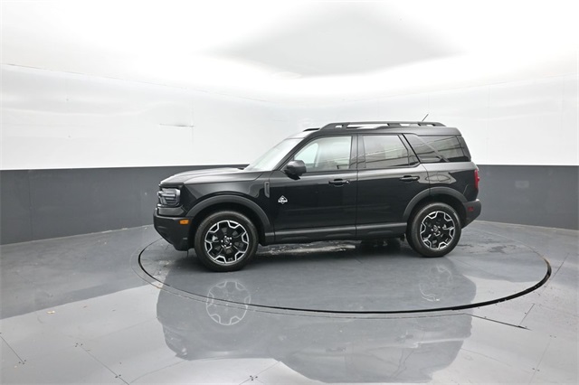 2025 Ford Bronco Sport Outer Banks photo 3