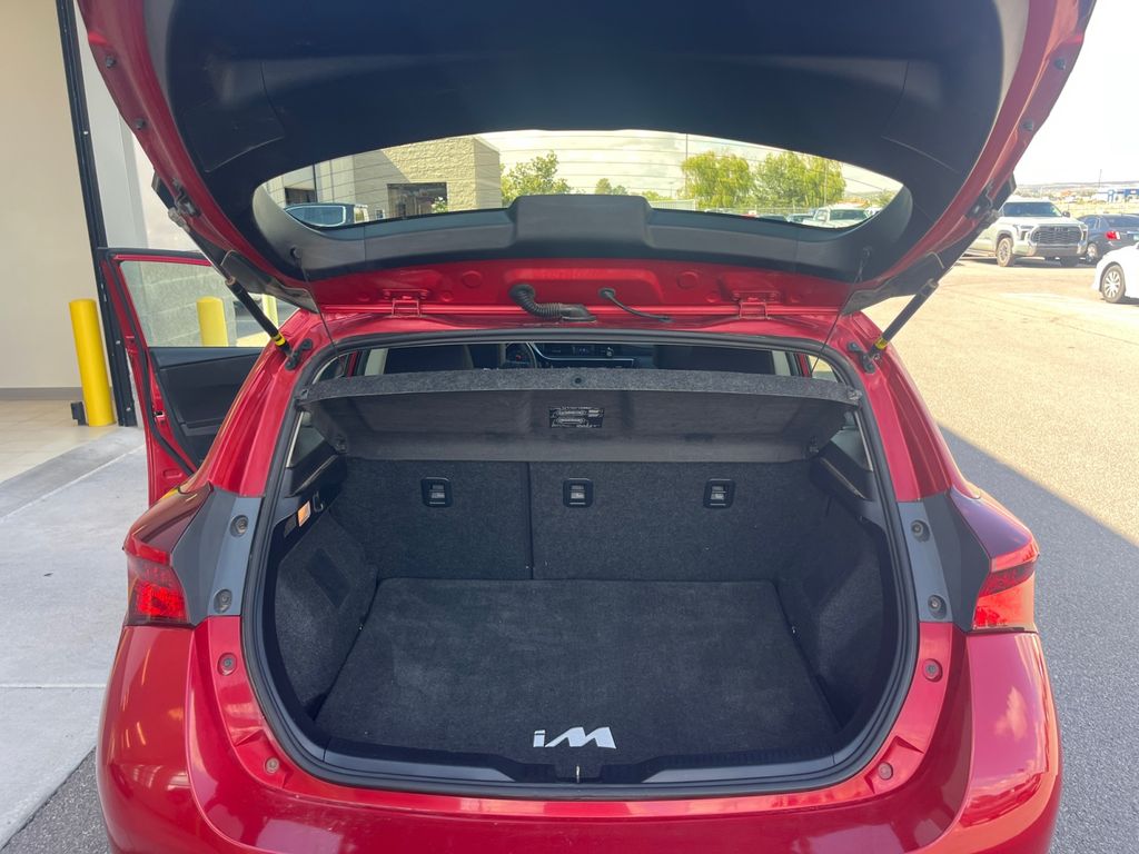 2018 Toyota Corolla iM Base photo 26