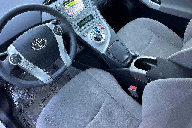 2015 Toyota Prius Three photo 10