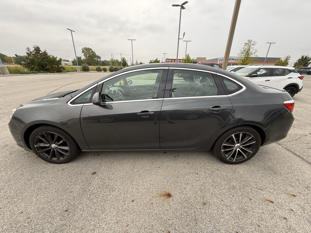 2016 Buick Verano Sport Touring photo 3