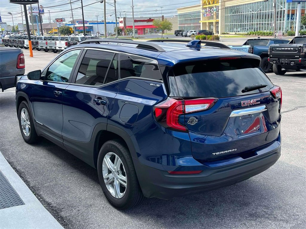 2023 Gmc Terrain SLE photo 4