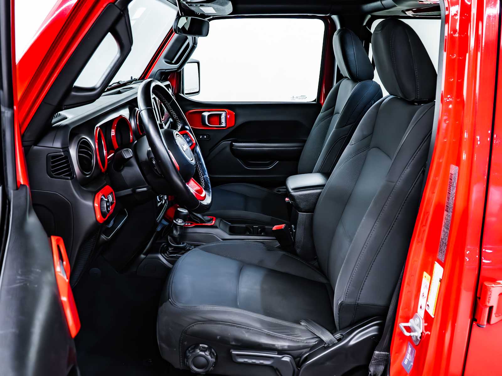 Image of Pre-Owned 2020 Jeep Gladiator Sport