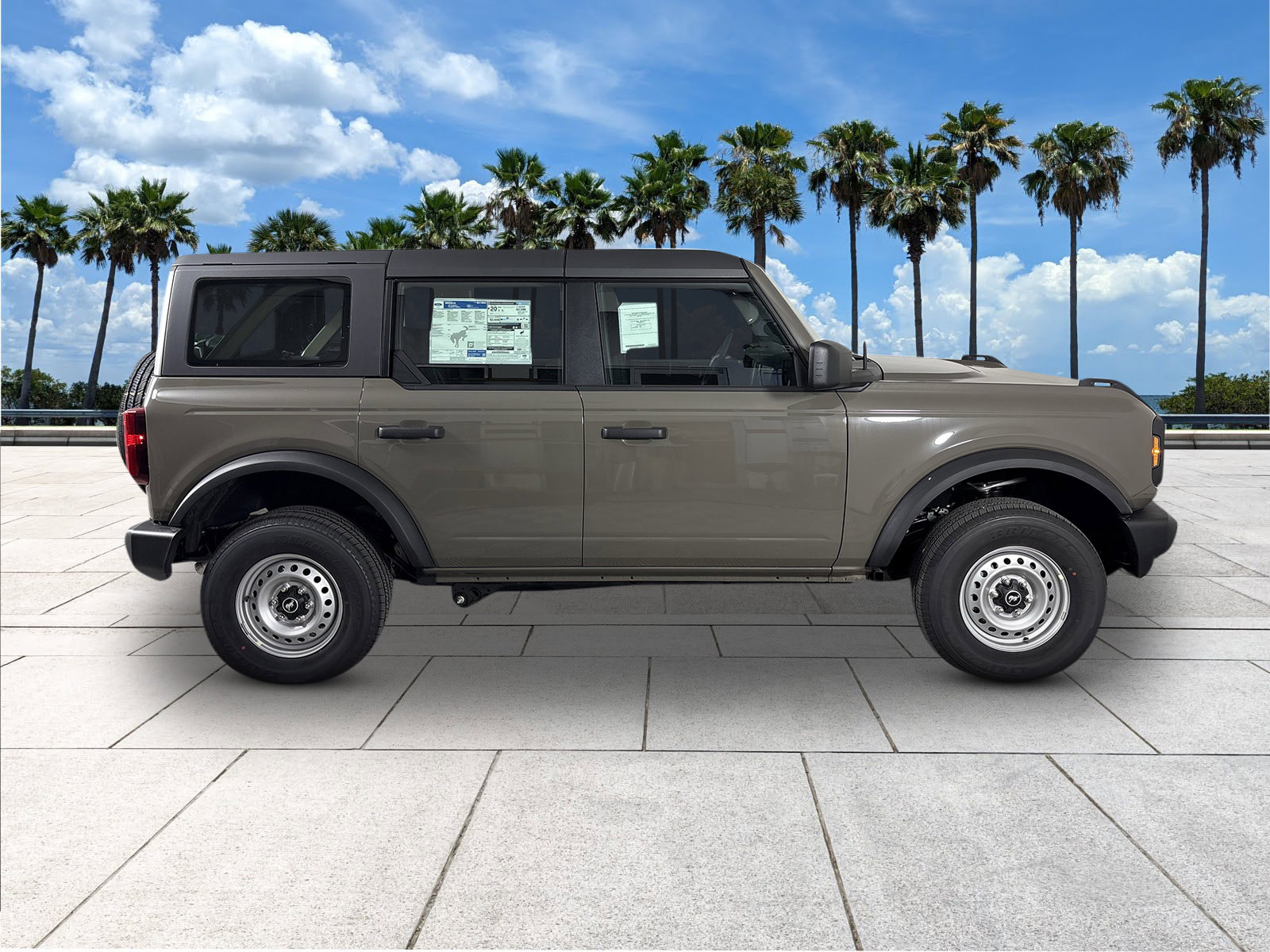 2025 Ford Bronco Base photo 10