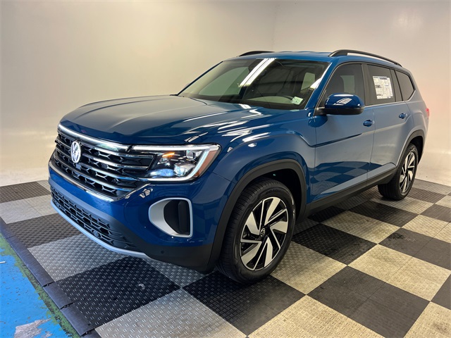 2026 Volkswagen Atlas SE Technology photo 2