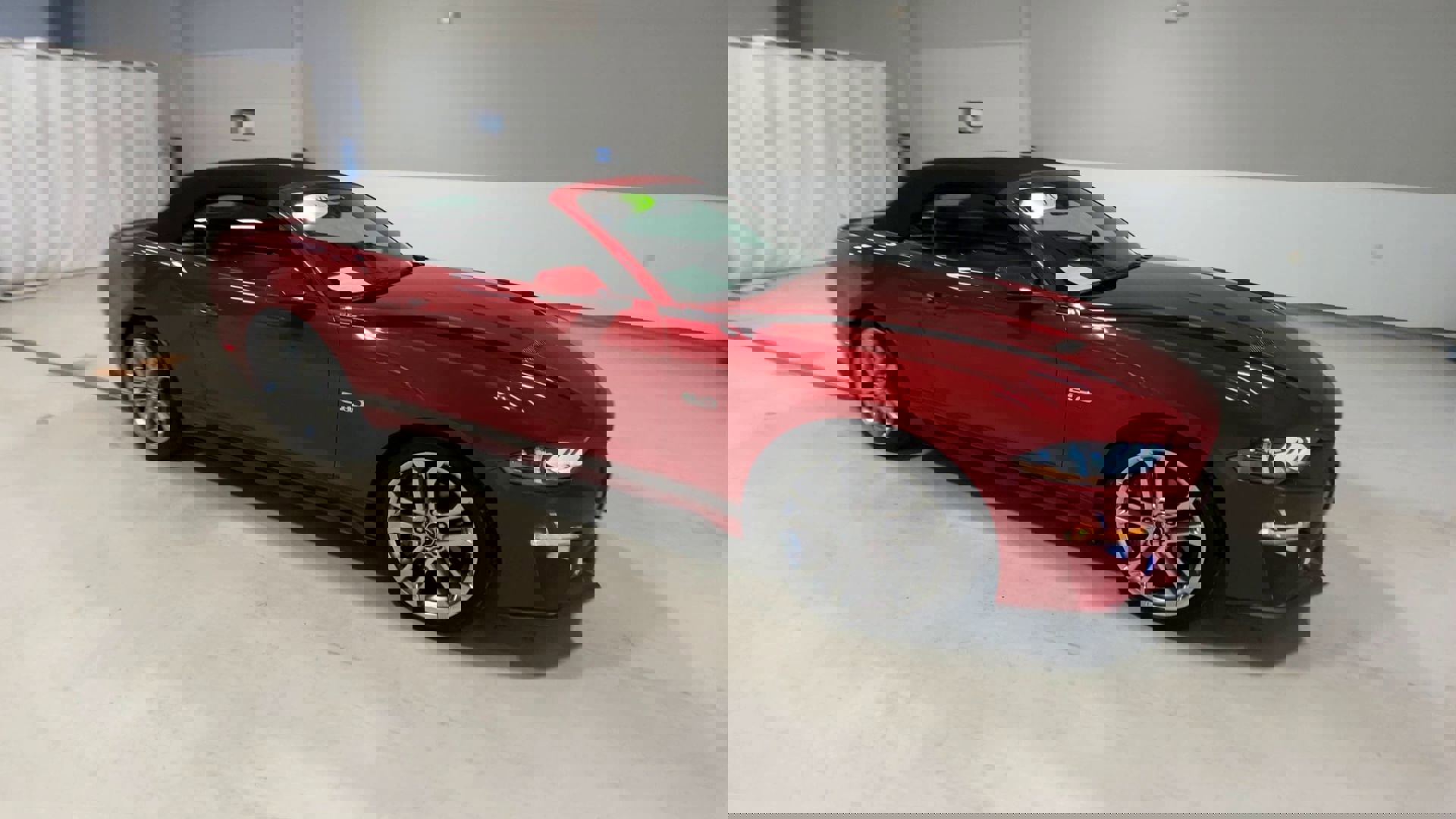 2020 Ford Mustang GT Premium photo 2