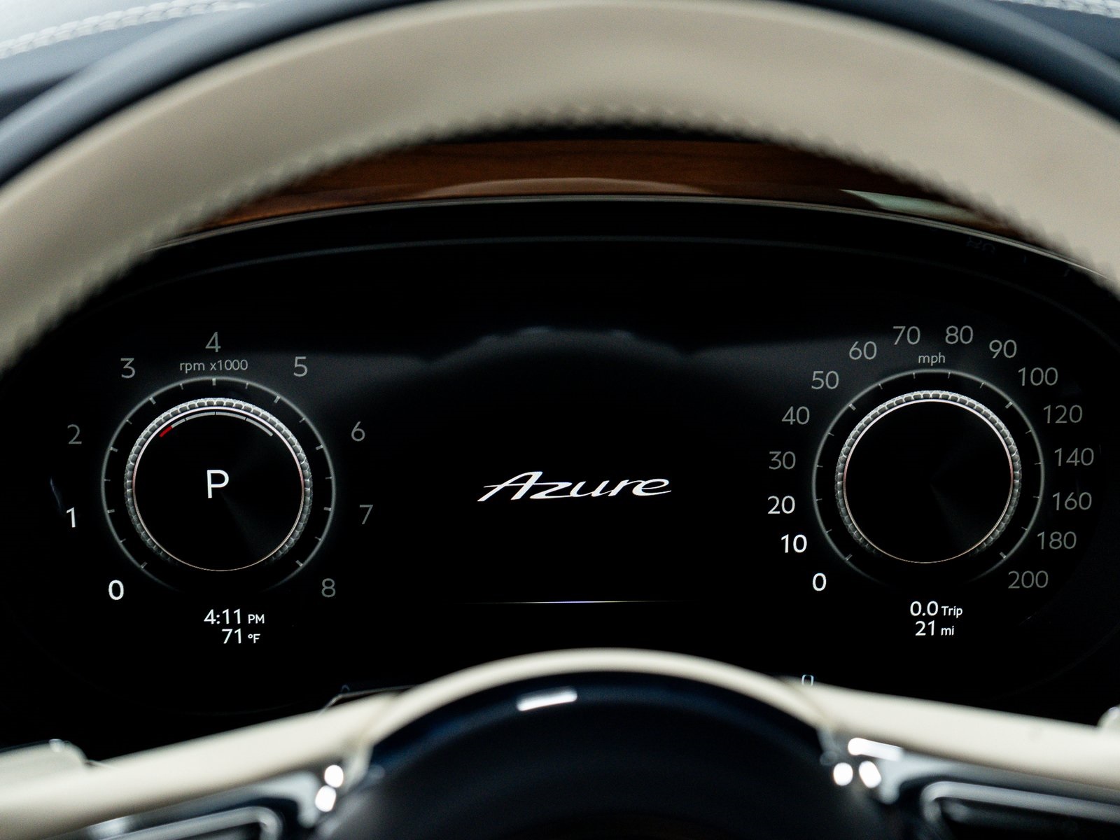 2025 Bentley Bentayga EWB Azure V8 photo 27