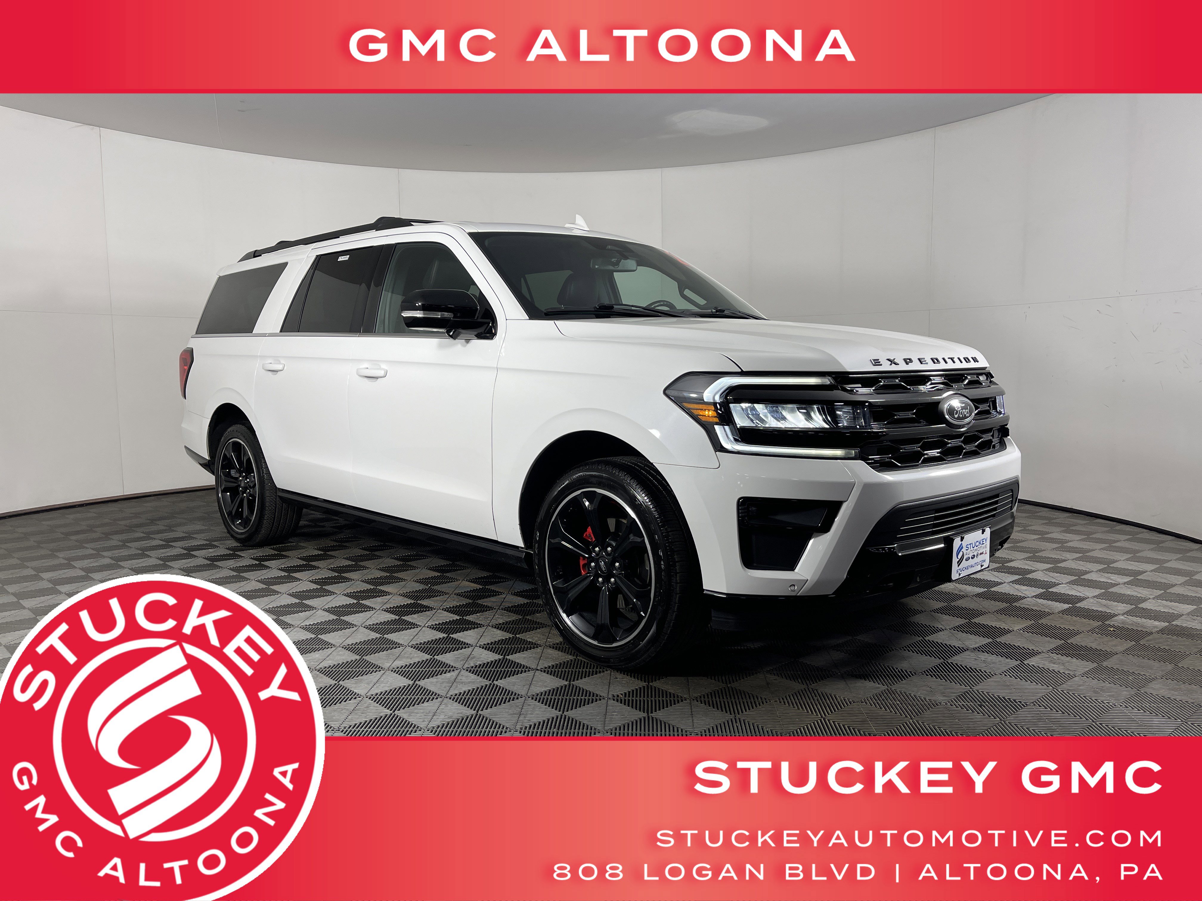 2022 Ford Expedition Limited's photo