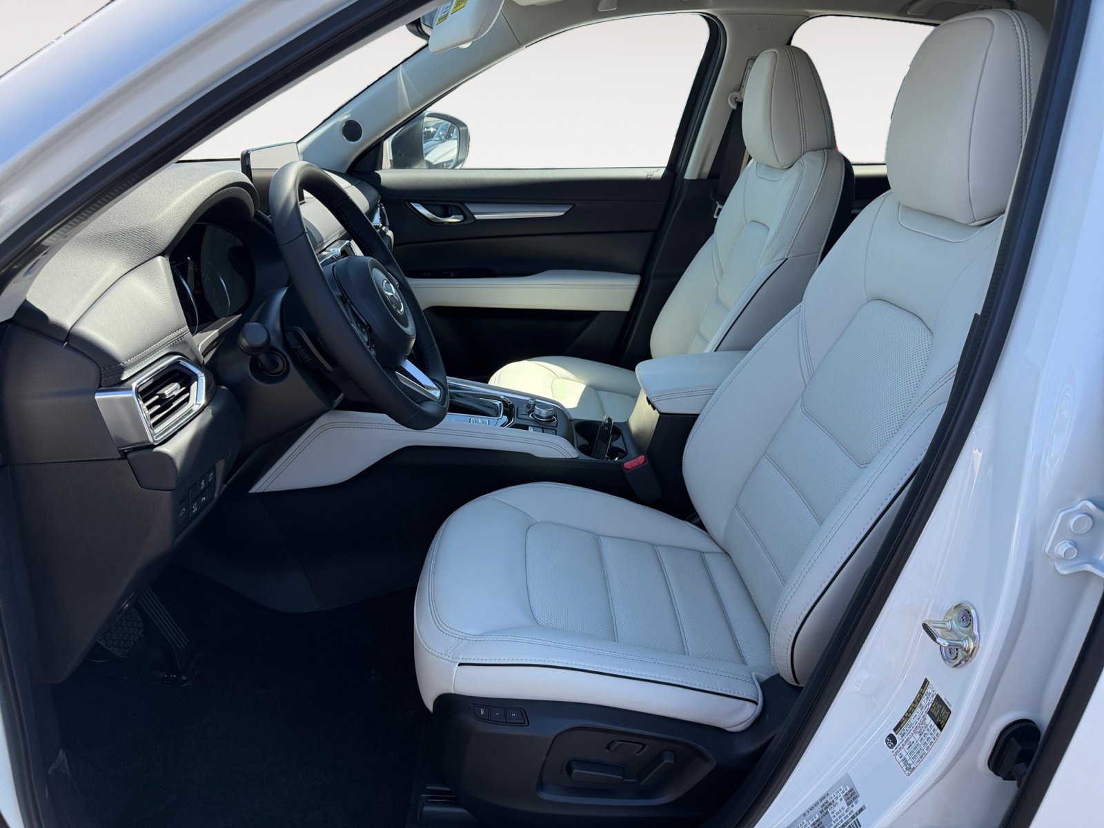 2025 Mazda CX-5 2.5 Premium Plus photo 10