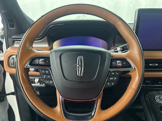 2022 Lincoln Nautilus Black Label photo 9
