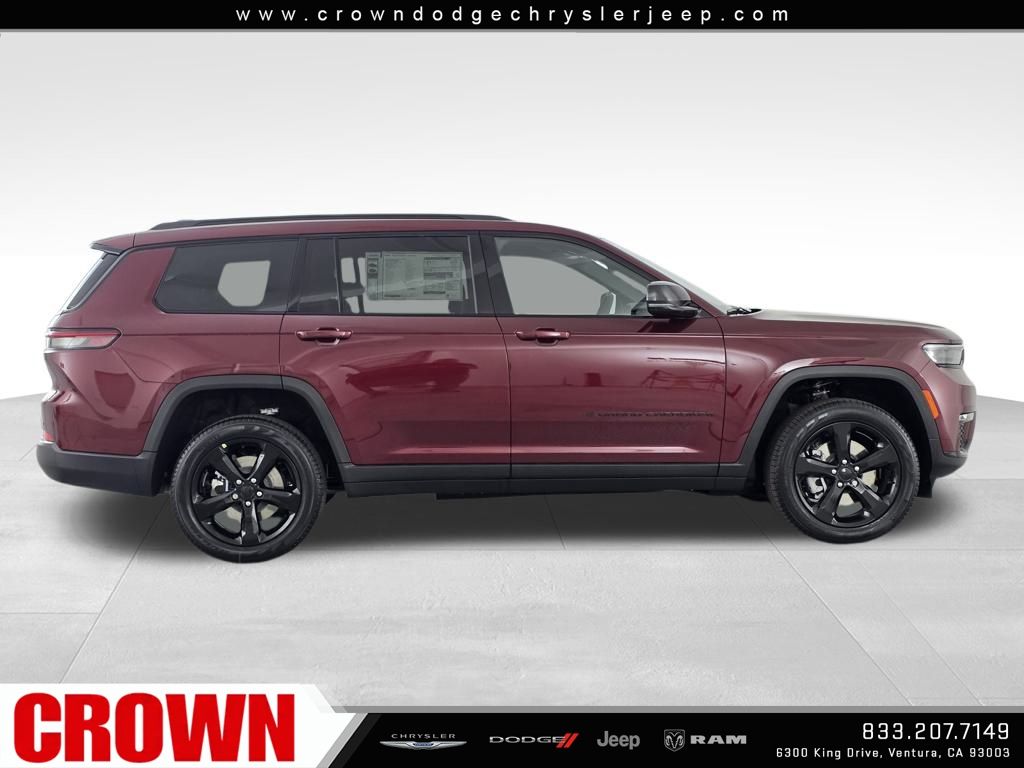 2025 Jeep Grand Cherokee Limited photo 4