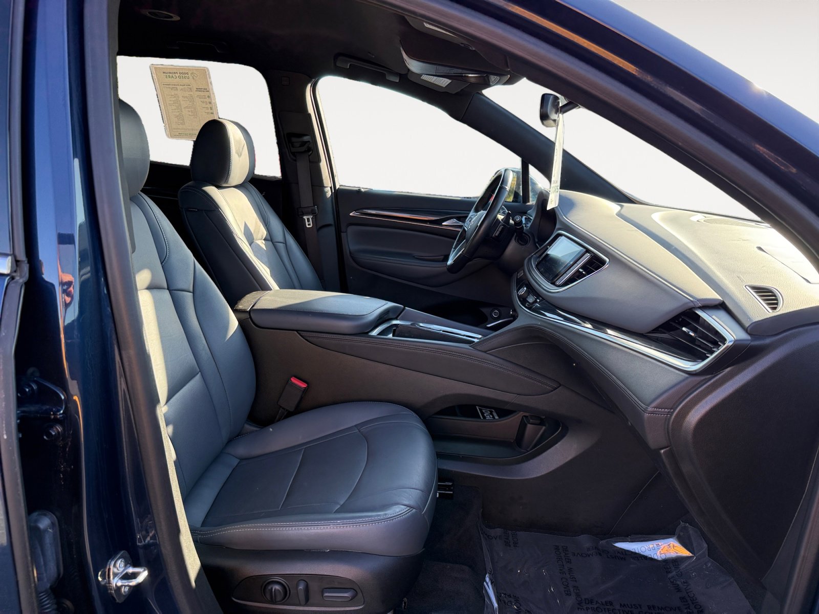 2022 Buick Enclave Essence photo 19