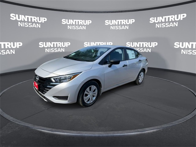 2025 Nissan Versa 1.6 S photo 4
