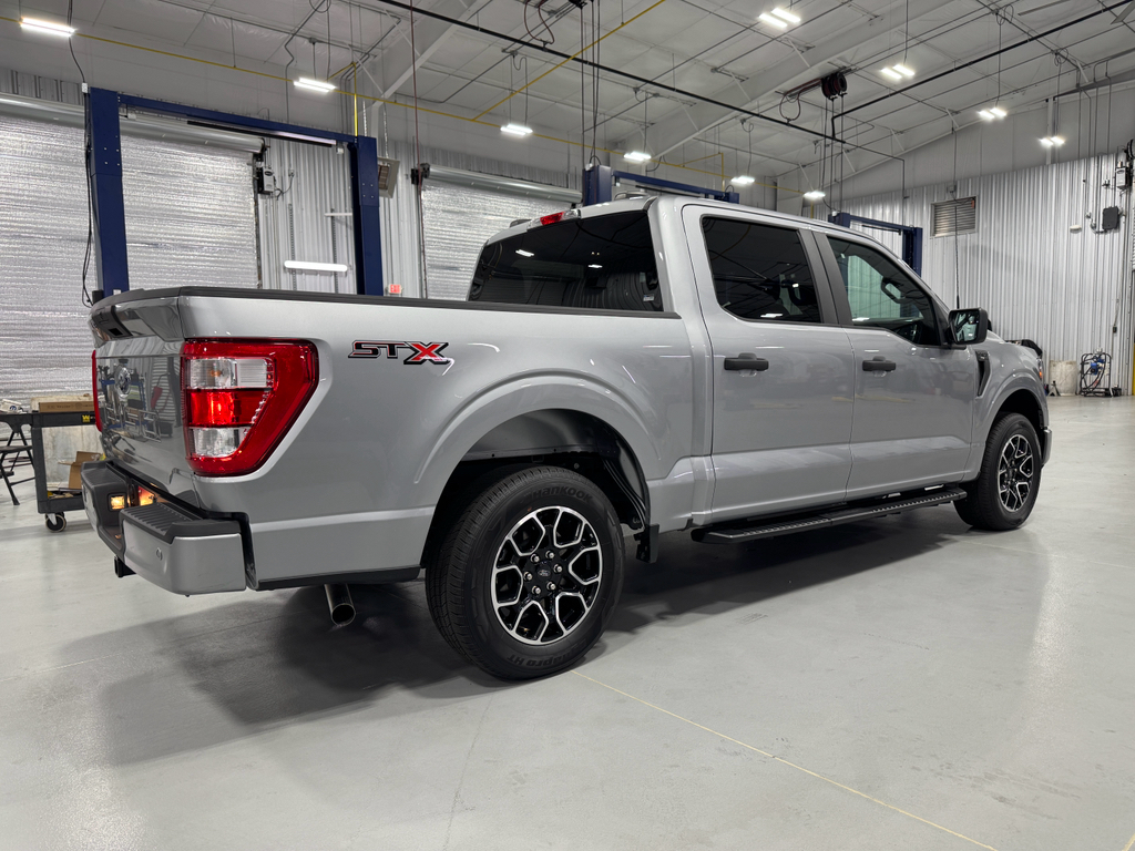 2023 Ford F-150 XL photo 11