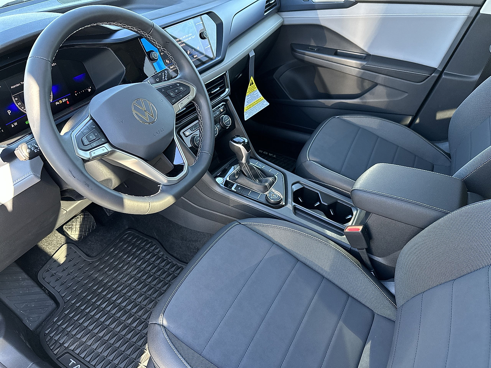 New 2024 Pyrite Silver Volkswagen 1.5T SE image 12