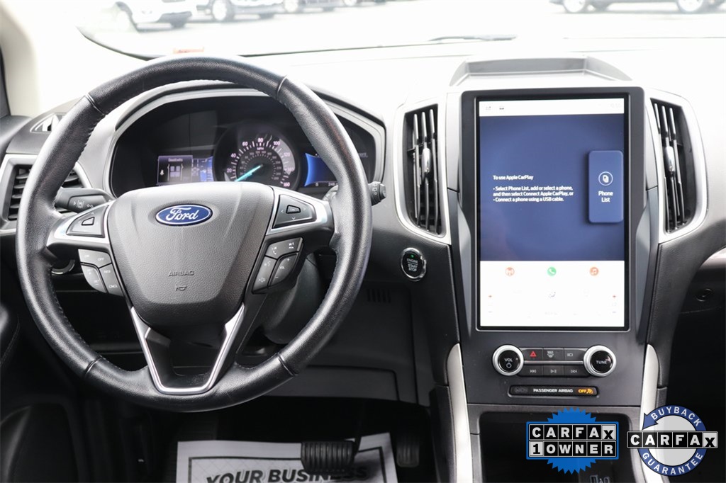2023 Ford Edge SEL photo 2