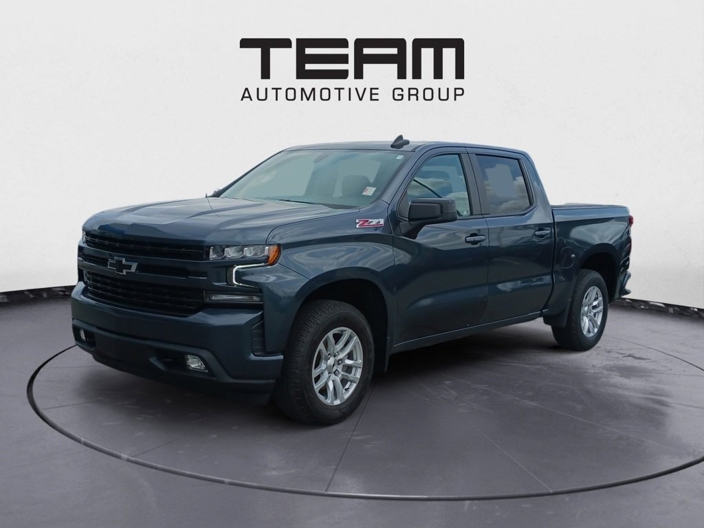 2021 Chevrolet Silverado 1500 RST photo 3