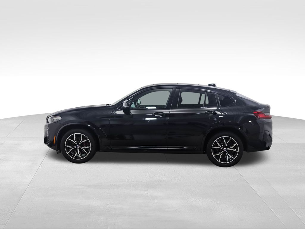 Certified 2023 BMW X4 M40i with VIN 5UX43DT00P9R43621 for sale in Minneapolis, Minnesota