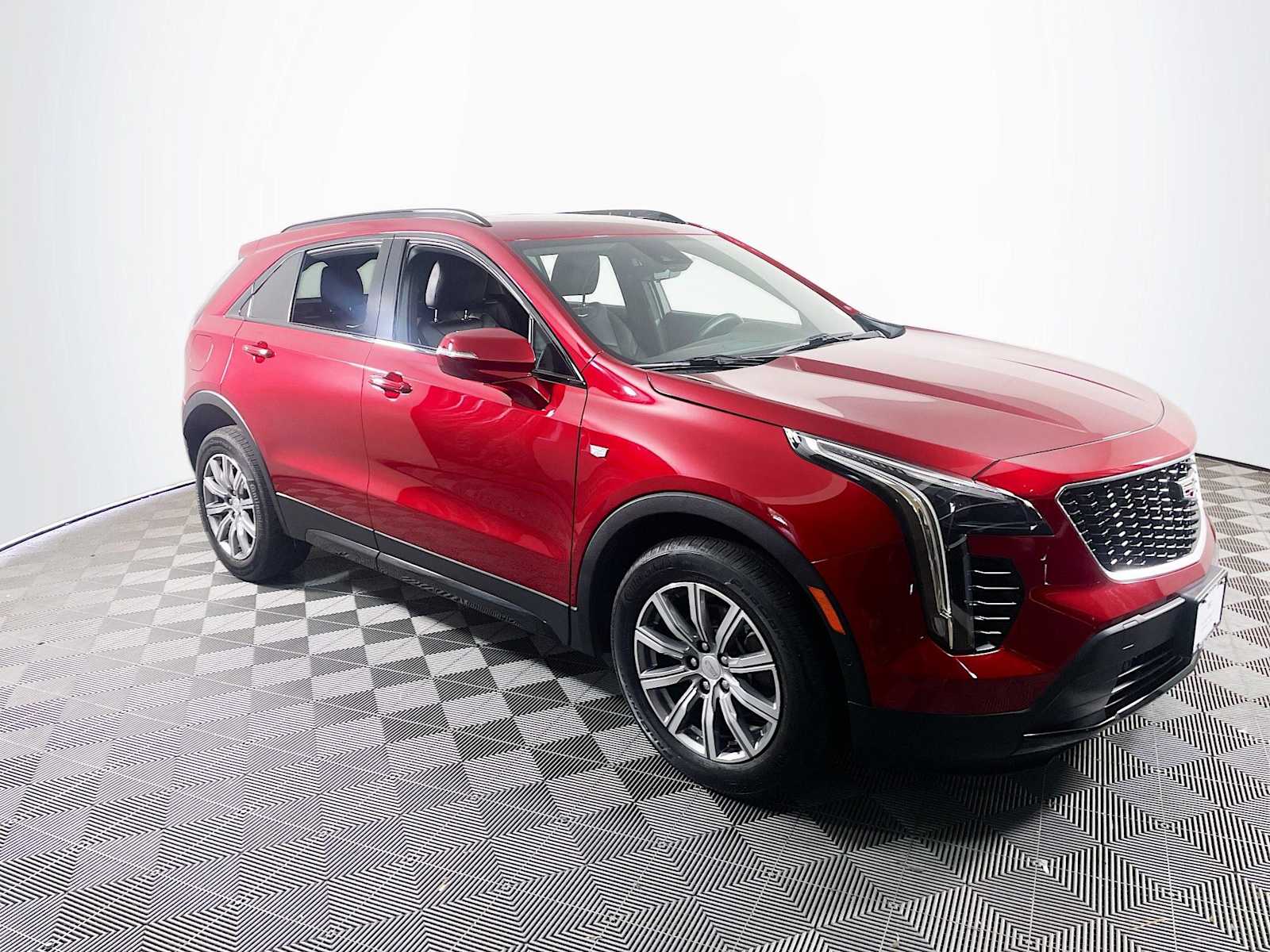 2022 Cadillac XT4 Sport photo 3