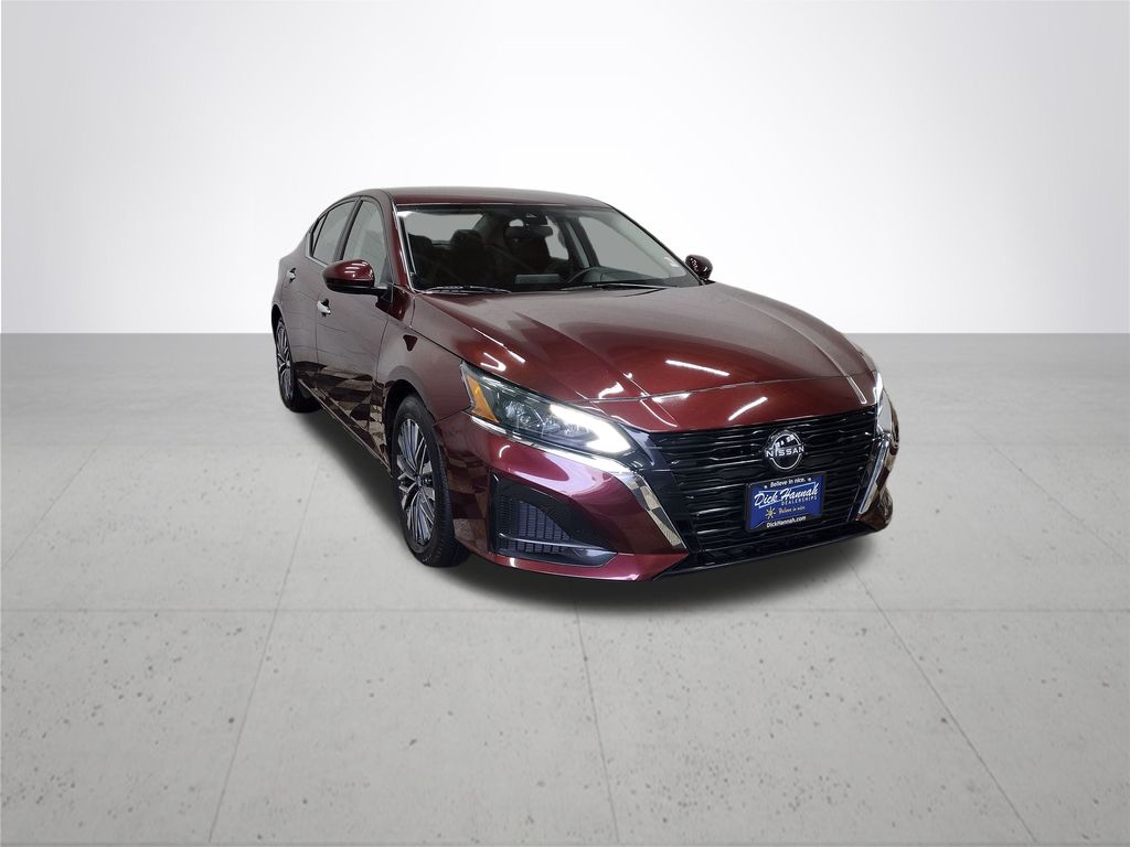 2023 Nissan Altima 2.5 SV photo 4